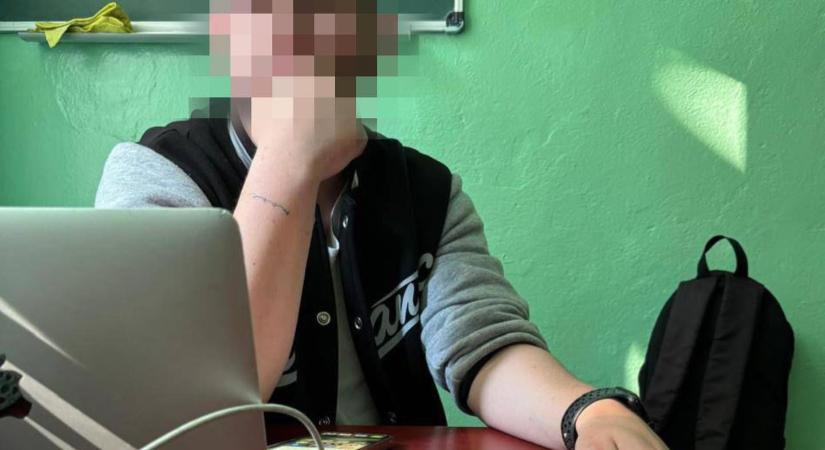 Egy tanárt állítanak bíróság elé a kijevi régióban diákok szexuális zaklatása miatt