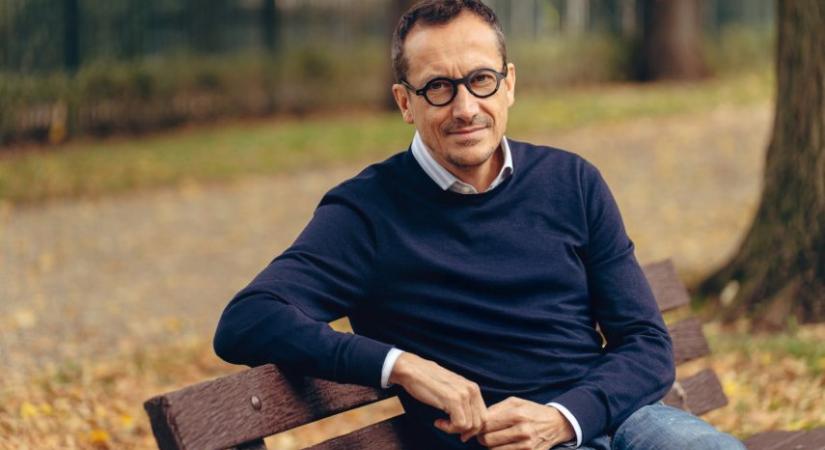 Tombor Zoltán: Úgy teszem univerzálissá a problémát, hogy a saját kínlódásomat feketén-fehéren kiteszem az asztalra