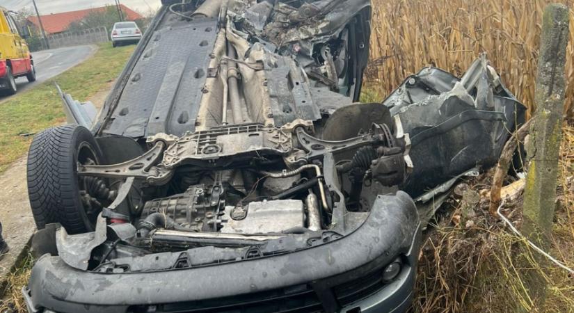Tragédia Ottományban: részeg, jogosítvány nélkül vezető fiatal okozta egy 22 éves lány halálát (VIDEÓ)