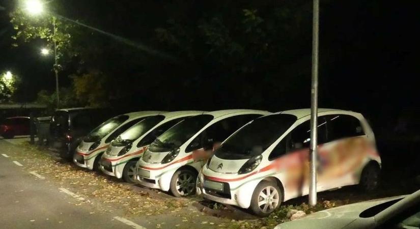 Így állt bosszút: parkoló autókat vert szét a dühös zalai férfi