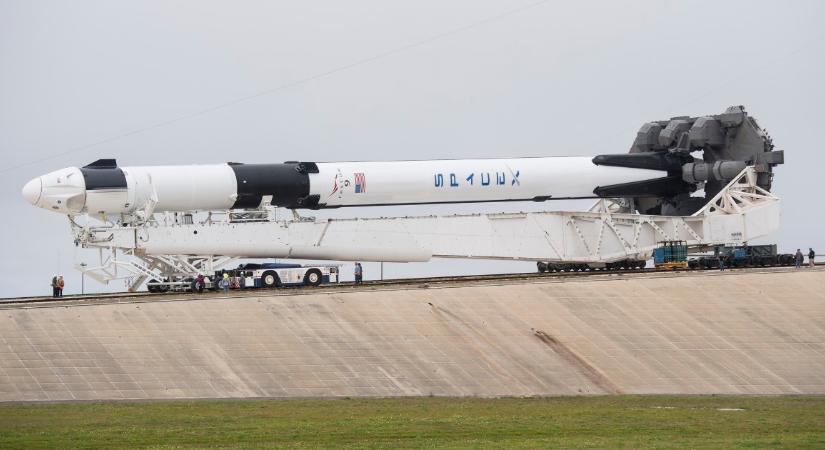 Elon Musk nem bír leállni, 143 műholdat vitt magával a Space X rakétája