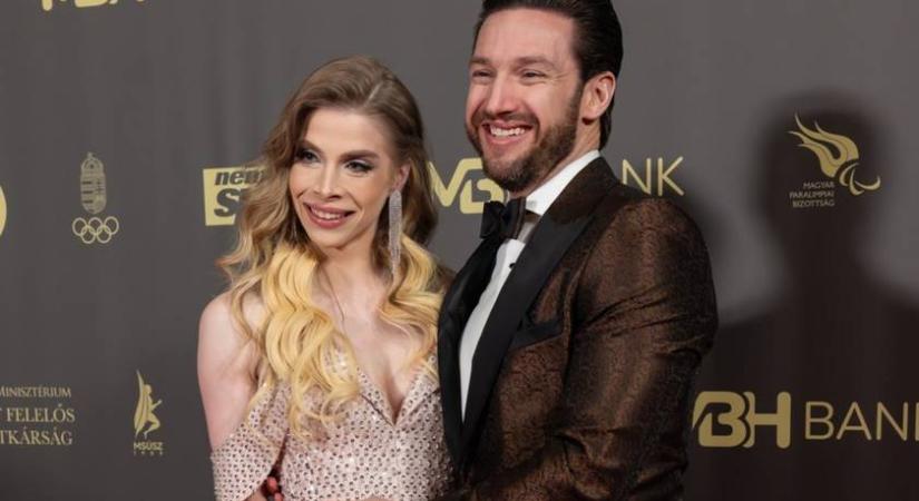 Shane Tusup felesége bikinis bombázó: 1 évvel a szülés után fitneszversenyt nyert