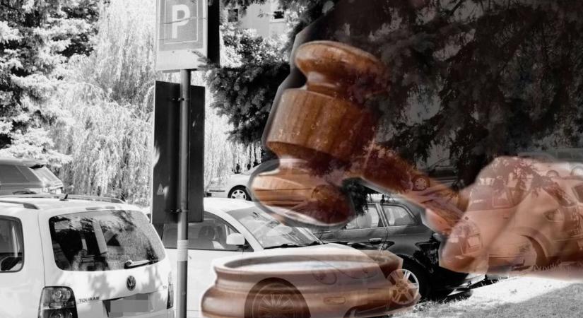 Megbukott Tatabánya üdvöskéje, a fizetős parkolási rendszer: a Kúria meghozta a döntést