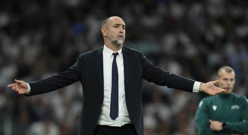 Mélyül a Juventus válsága, megint kirúgták az edzőt
