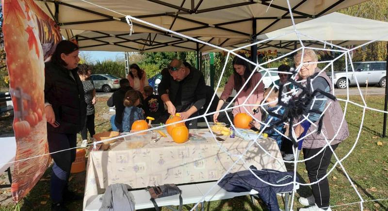 Közösségépítő tökfaragás a Zselic-kertvárosban
