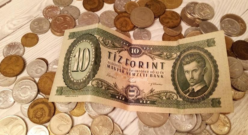 Ha ilyen forint lapul a pénztárcájában, akár milliomos is lehet