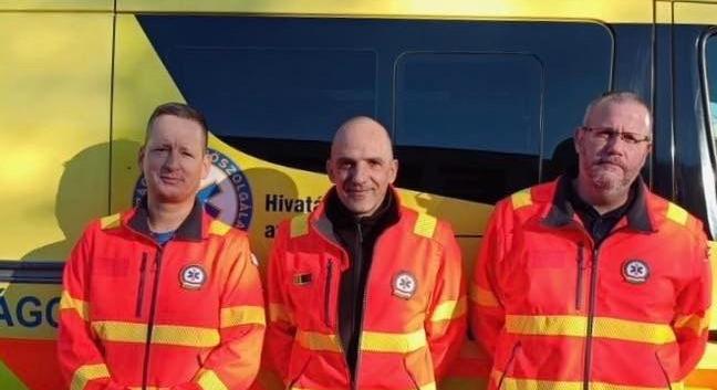 Sietett a világra Zétény – a mentősök segítettek neki megszületni!