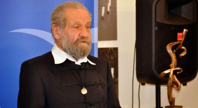 Dráfi Mátyás öröksége: a felvidéki magyar színjátszás hat évtizedes szolgálata