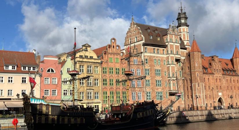 A megsemmisüléstől az újjászületésig – Gdansk és a Hármasváros