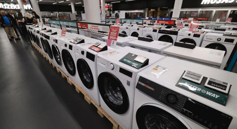Itt a bűvös szám a pénztárcádból, ennyivel költhet többet egy hevesi, mint tavaly