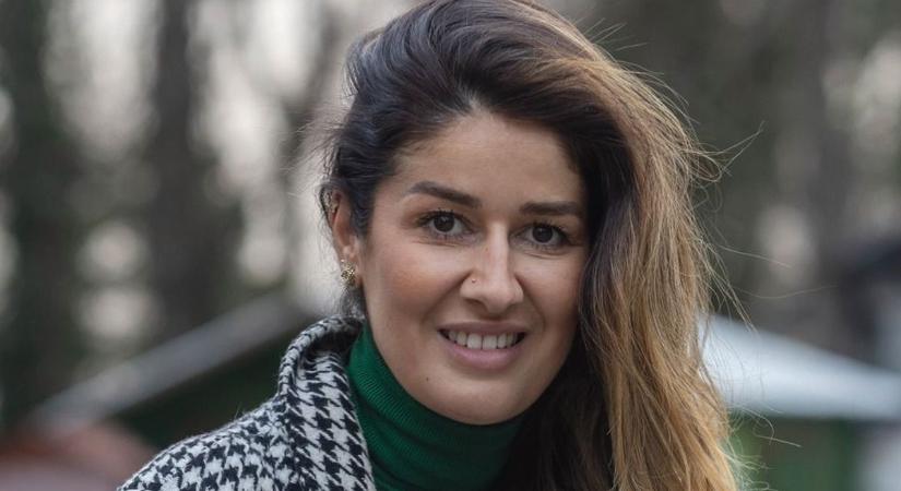 Mi történt? Singh Viki elsírta magát egy benzinkúton