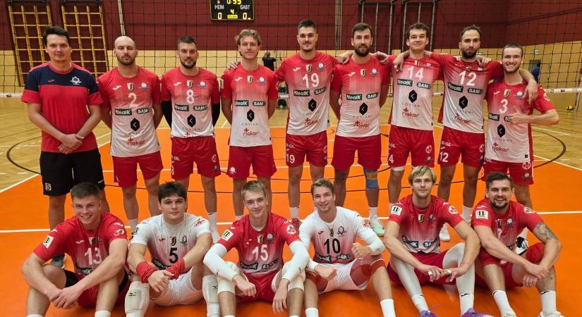 Challenge Cup nélkül, de hat magyar fiatallal – rajtol a komáromi röpisek új idénye