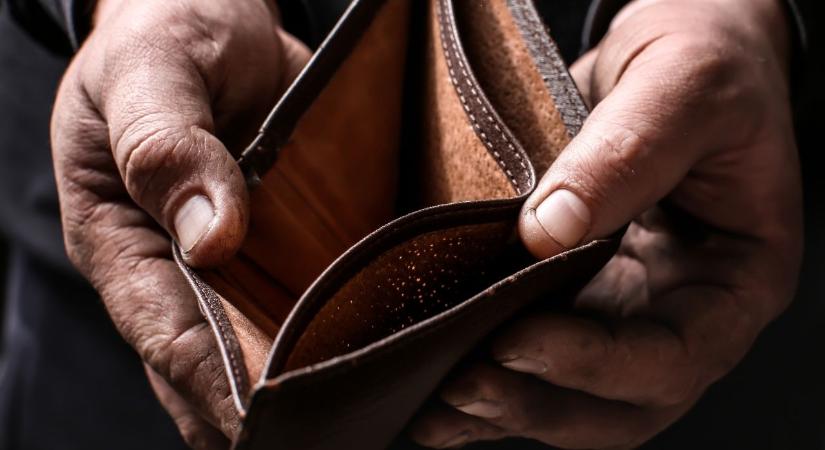 A rejtett költségek: ezt tervezi valójában a Tisza Párt a nyugdíjaddal és az adóddal