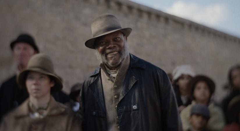 Pierce Brosnan és Samuel L. Jackson westernfilmje újjáéledt, és nem kicsit