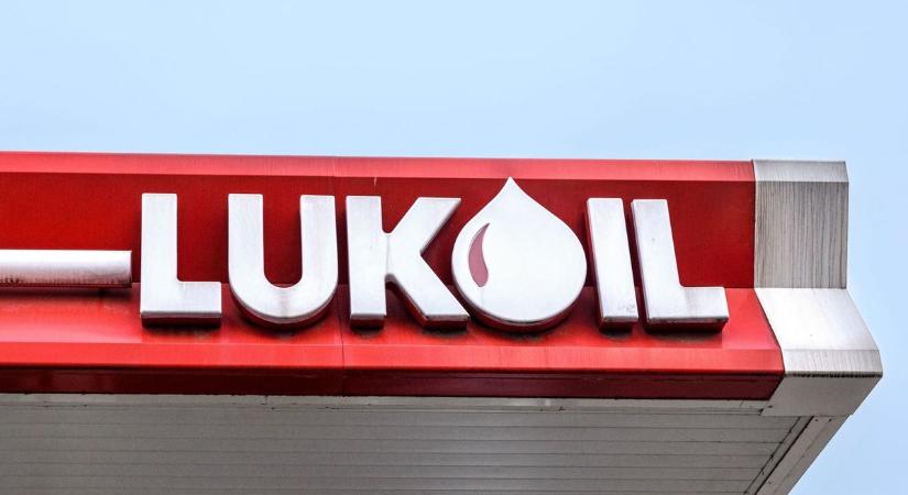 „A Lukoilnak vége” – Trump miatt térdre kényszerült az orosz olajóriás