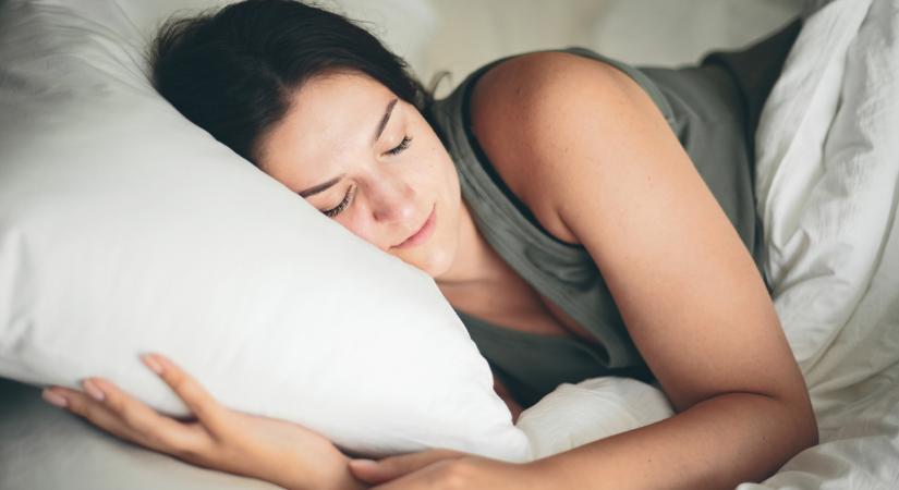 Ezért kellene lefekvés előtt mindig becsuknod a hálószoba ajtaját – Meglepődsz a hatásán!
