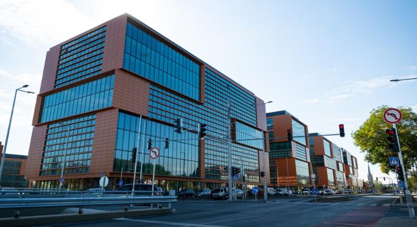 Népszava: jelen állás szerint fűtés és meleg víz nélkül marad az új zuglói irodakomplexum