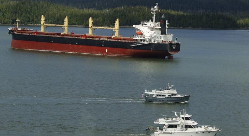 A horvát kikötőben rekedt egy Szerbiában várt kőolajszállítmány