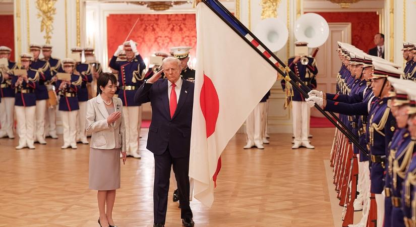 Császári vendéglátás: 15 százalékra mérsékelte a Japánra kivetett vámot Trump