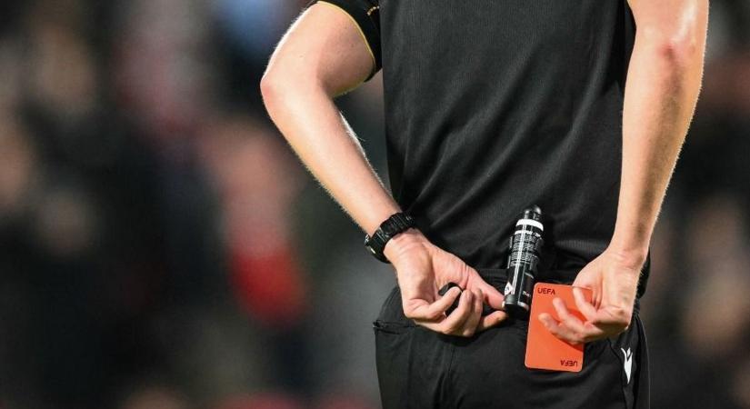 Ebbe beleremeg a labdarúgás: 18 227 meccsre fogadott az egyik játékvezető