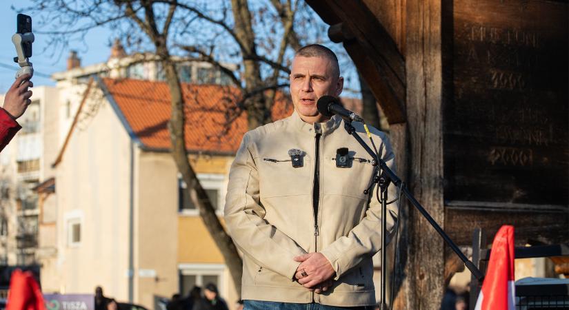 Elkészült a Ruszin-Szendi Romulusz fegyvertartási engedélye elleni törvényjavaslat