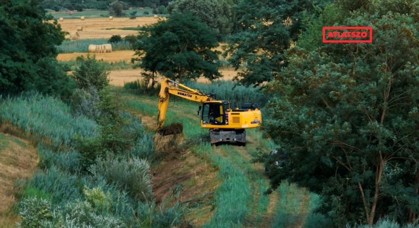 Titkolja a Vízügy, hogy mire költött 4,7 milliárd forintot az aszály idején