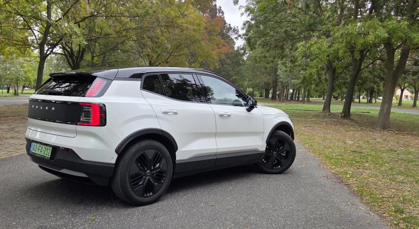Villanyautó teszt: Volvo EX30 Cross Country