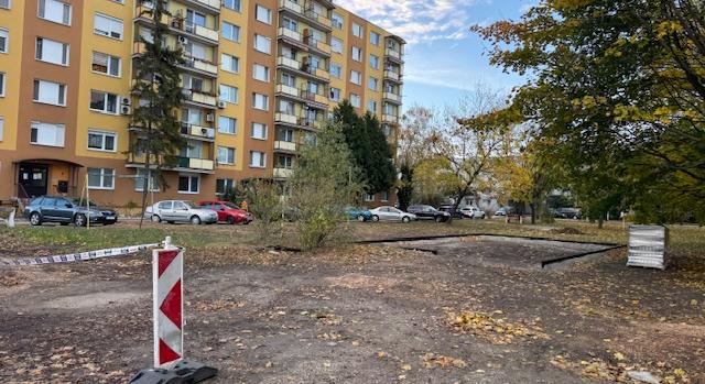 Zöldebb, élhetőbb és klímabarát lesz a IV-es lakótelep Komáromban