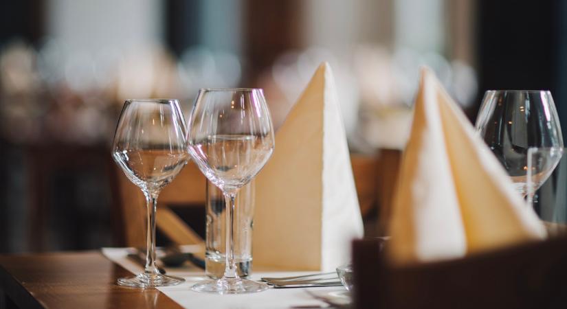 Búcsúzik az ikonikus balatoni étterem