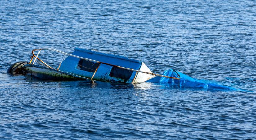 Migránsokat szállító hajó süllyedt el görög partoknál