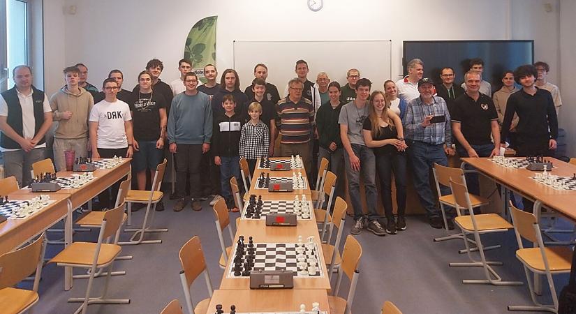 Több mint harminc sakkozó vett részt a hétvégi 24 órás sakkversenyen