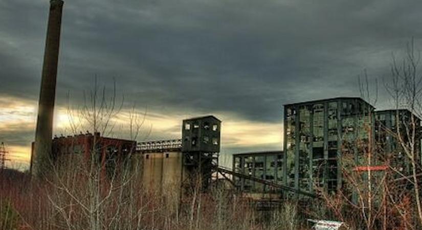 Barnamezős területekből alakítana ki új városrészeket a kormány