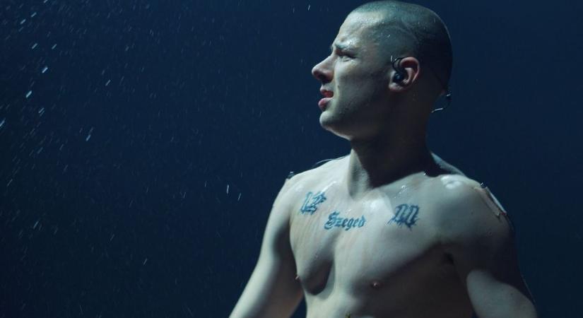 HBO dokumentumsorozat mutatja be, egy szegedi srác történetét, aki rap zenével hódította meg az országot