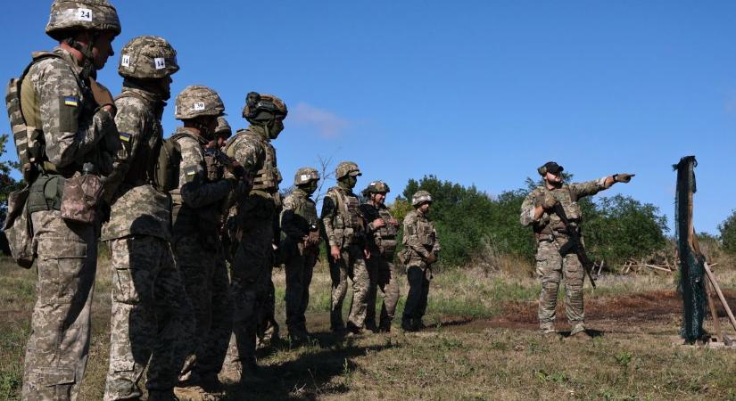 Berliner Zeitung: az ukrán katonák belefáradtak a háborúba