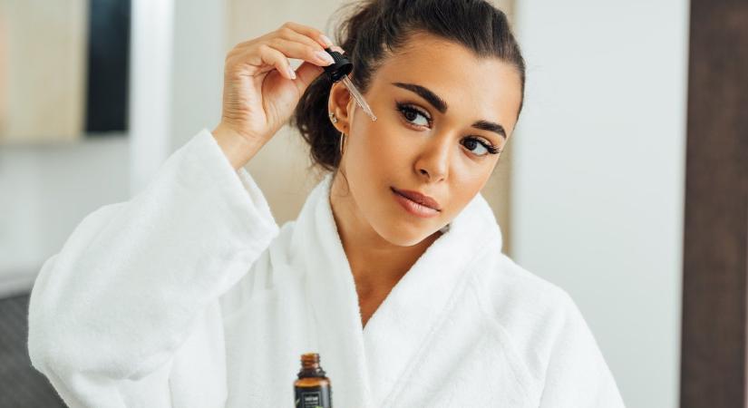 A 6 legjobb termék, ami halványítja az arcod barna foltjait – a szakértők szerint