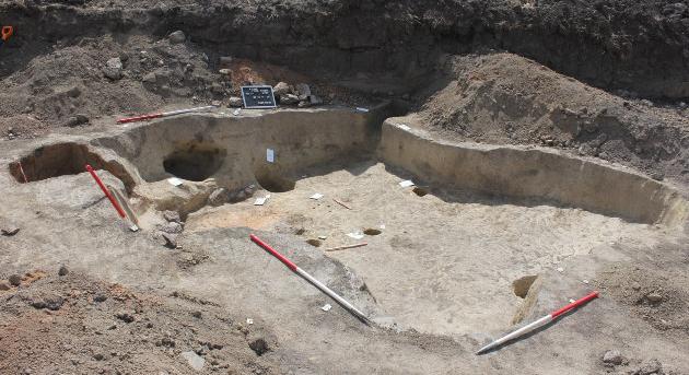 Római és Árpád-kori települések maradványaira bukkantak Bicskénél