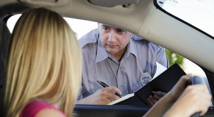 Súlyos büntetésre számíthatsz igazoltatáskor, ha nincs nálad ez a műszaki dokumentum