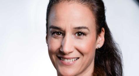 Szina Kinga: „Az érkezés mindig önmagunkhoz vezet”