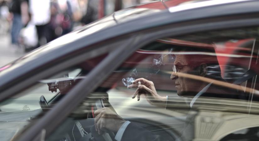 A háziorvosokon múlhat, mi történik az idős sofőrök jogosítványával