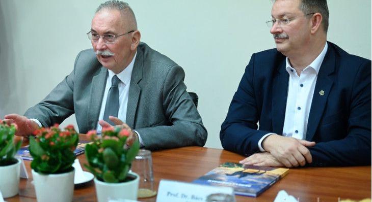 A Debreceni Egyetem segíti Bihart a felzárkóztatásban