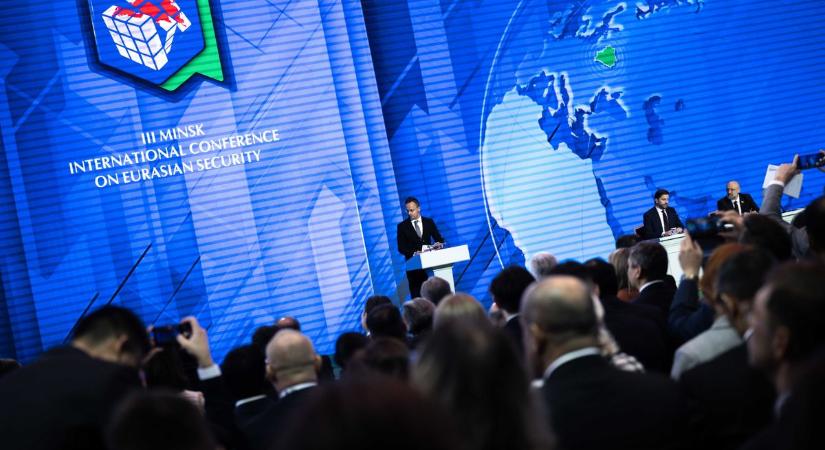 Szergej Lavrovval tárgyalt Szijjártó Péter (videó)