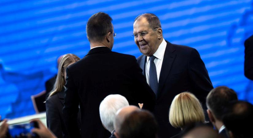 Szijjártó Péter: Vissza kell térni az eurázsiai párbeszédhez