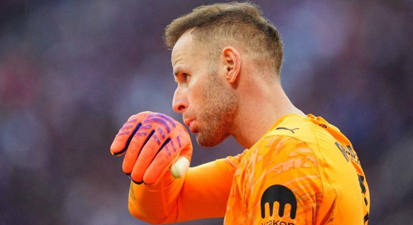 Előre megmondták, Gulácsi Péter kikerül a kapuból