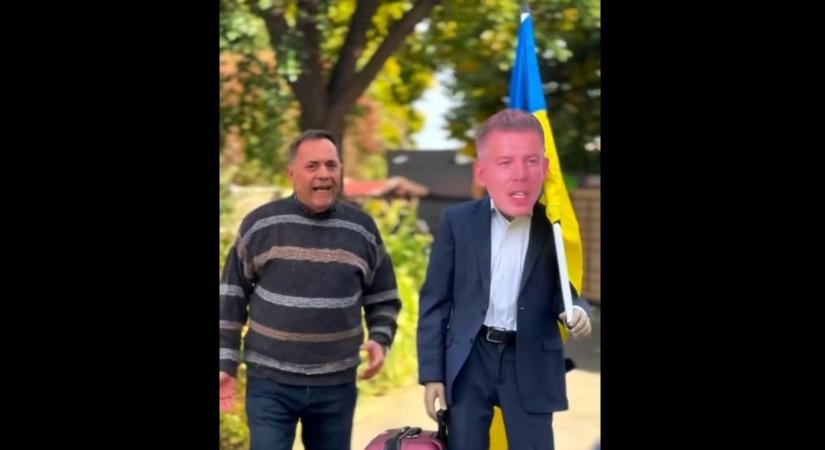 Pócs János bőröndje