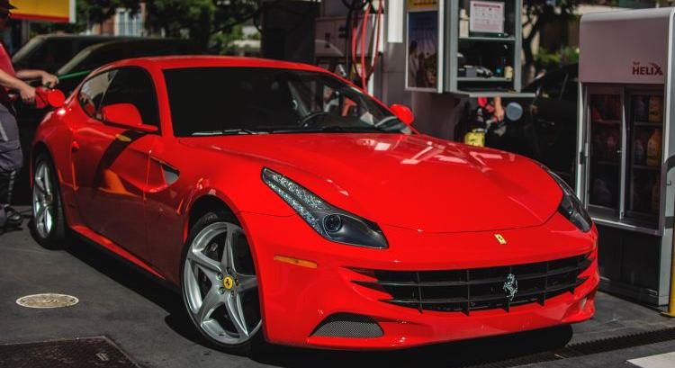 Emelkednek az üzemanyagárak – a dízelesek járnak rosszabbul