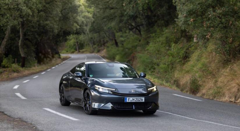 Újra megjelenik a Honda választékában a Prelude
