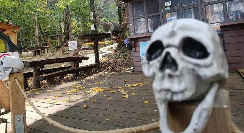 Fedezd fel a Tihanyi Kalandsziget misztikus halloweeni hangulatát!