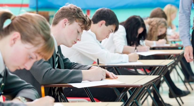 Lezárultak az őszi írásbeli érettségik – közel 25 ezer diák vizsgázott országszerte