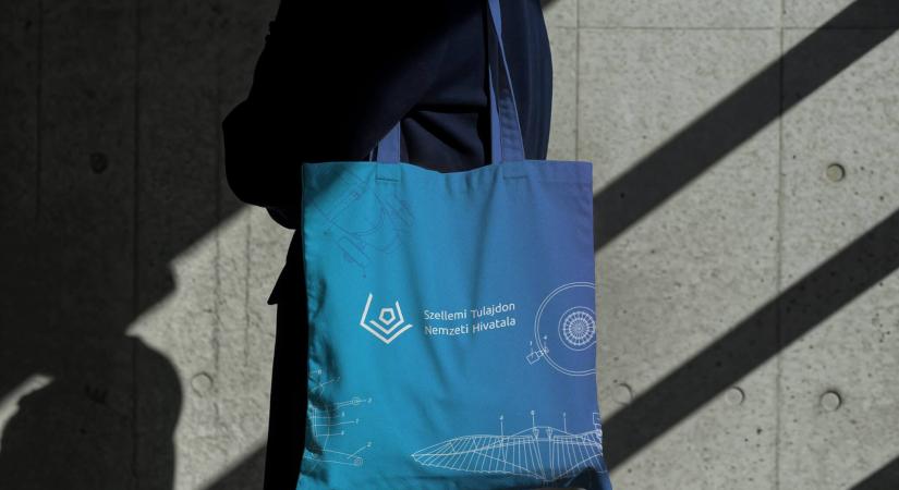 MEGÚJULT AZ SZTNH ARCULATA ÉS WEBOLDALA