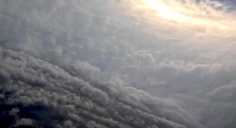 Egyszerre szép és rémisztő belülről az évszázad pusztító hurrikánja – videó